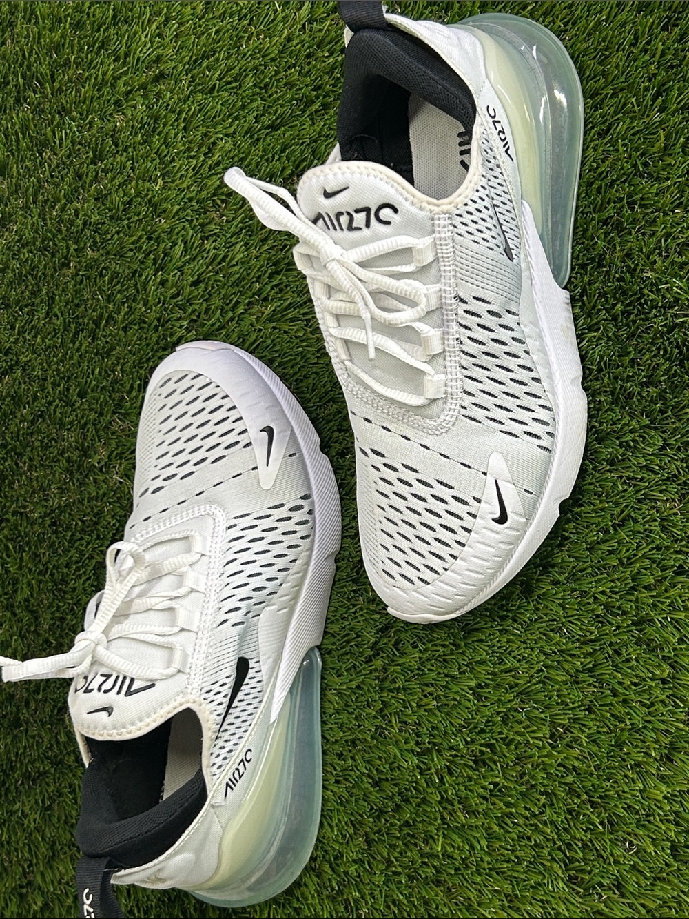 Nike Kids White and Black Air Max 270 Sneakers